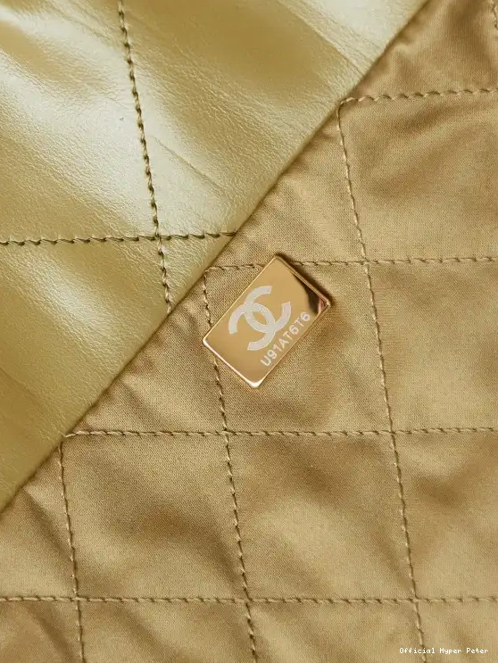 HyperPeter CHANEL HANDBAG 22 0610